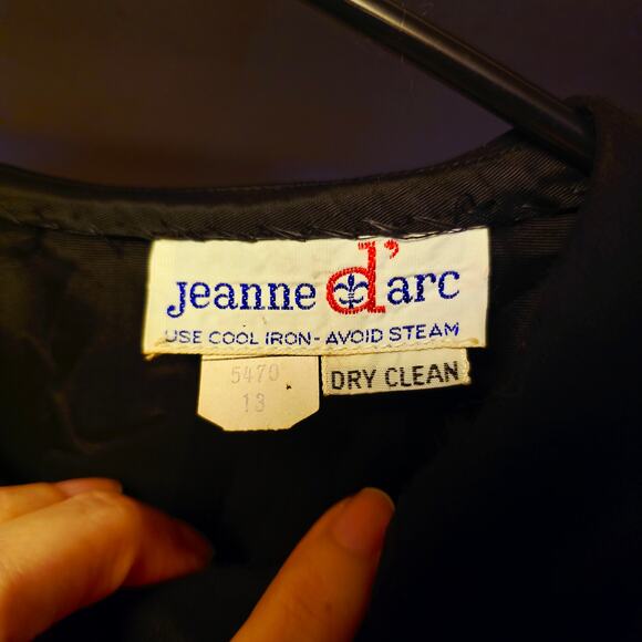 1950's - 1960's Jeanne D'arc black fit and flare pleated dress size 13 - Picture 6 of 7